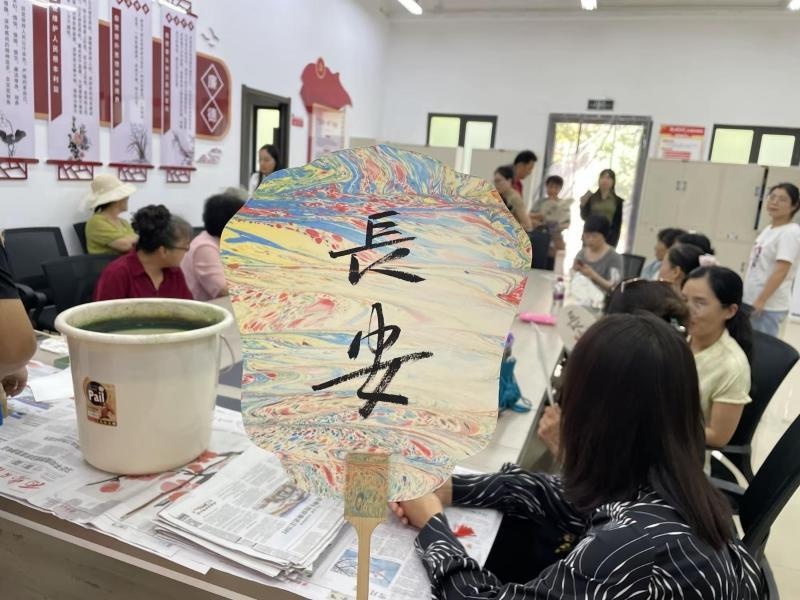 5月7日这场非遗漆扇制作活动！是集体情感存档？更是母爱见证  第2张