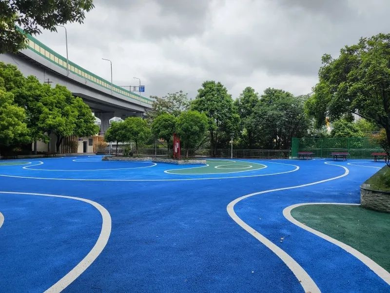 5月1日南明河畔五眼桥休闲广场开放！兼顾不同群体诉求？  第2张