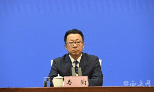 2024年莲湖区成绩斐然！生产总值、游客量等数据惊人，咋做到的？