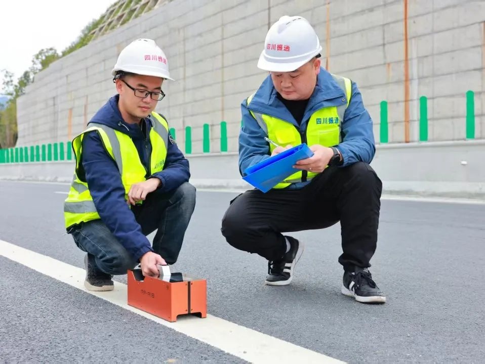 2024年公路工程抽检结果出炉！合格率提升背后藏着啥秘密？  第4张