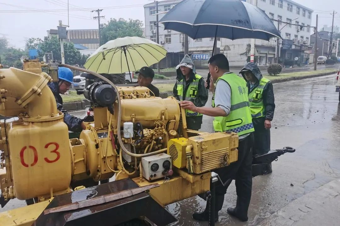 暴雨夜袭青山区！如何保障城市排涝与市民出行安全？  第5张