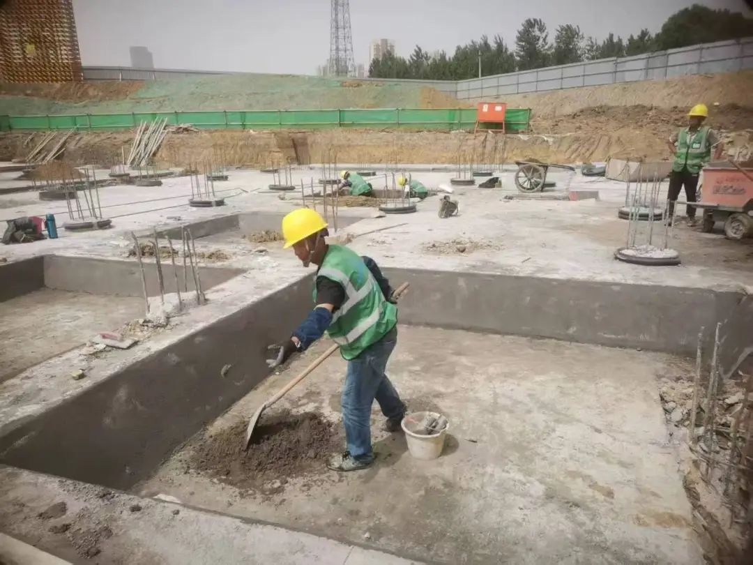 五一别人悠闲，这群安徽建工劳动者为何扎根一线雕琢未来？  第3张