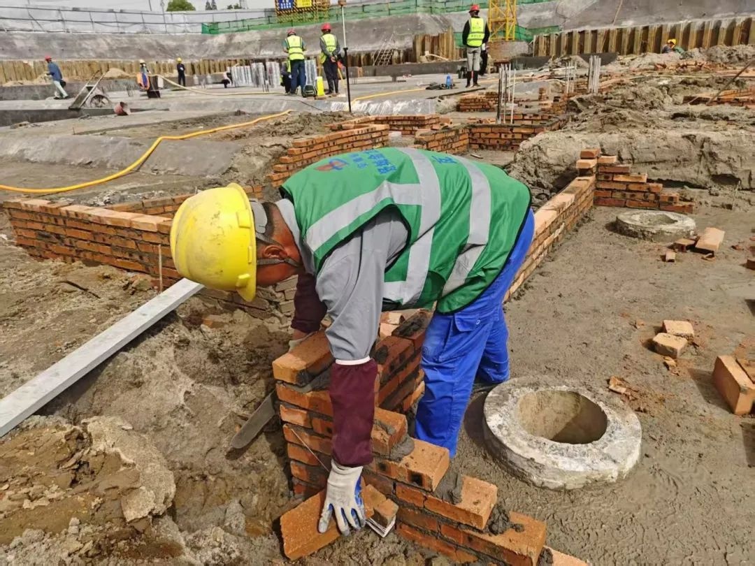 五一别人悠闲，这群安徽建工劳动者为何扎根一线雕琢未来？  第5张