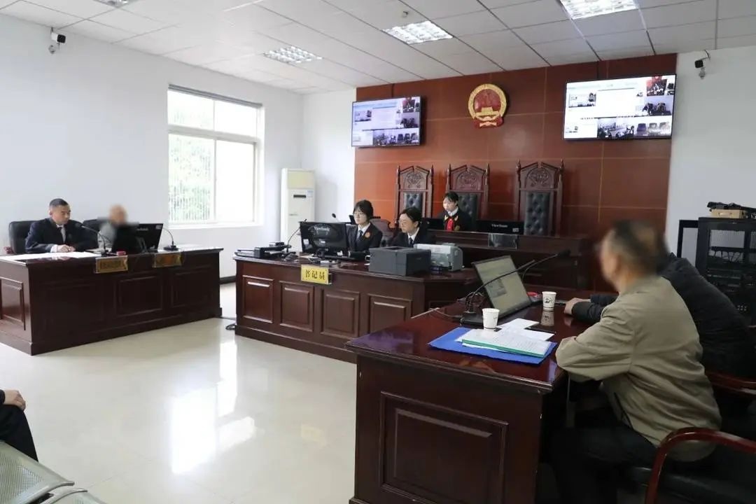 家门口安摄像头竟引发邻里矛盾闹上法庭？隐私侵犯争议几何  第3张