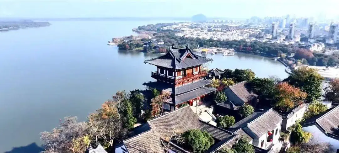 跟着诗词游镇江，20分钟高铁直达，你还在等什么？