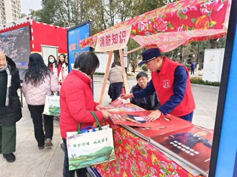 枝江消防宣传进社区，你的家庭消防安全知识够用吗？  第1张