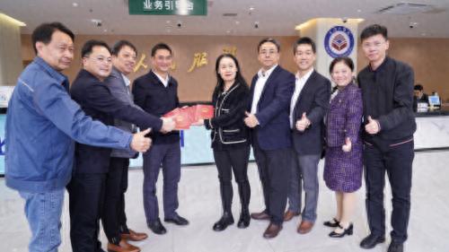 广州如何在一个月内解决40余宗历史遗留问题？市规划和自然资源局的高效行动揭秘  第1张