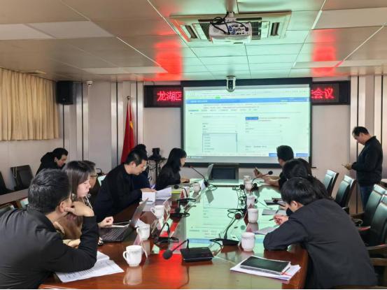 老旧电梯改造，龙湖区如何确保居民安全？最新政策解读来了  第2张