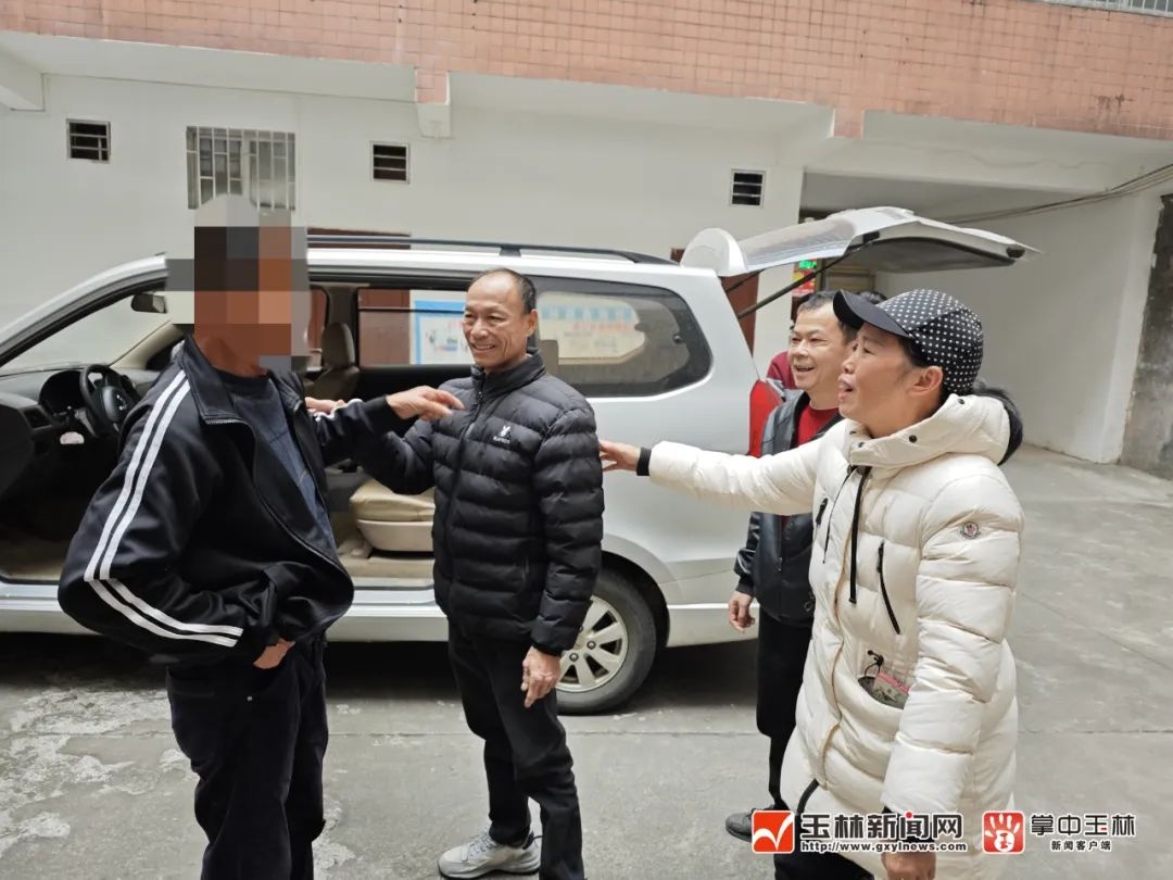 10年寻亲终团圆，梁宁驱车60公里只为这一刻！你相信奇迹吗？  第2张