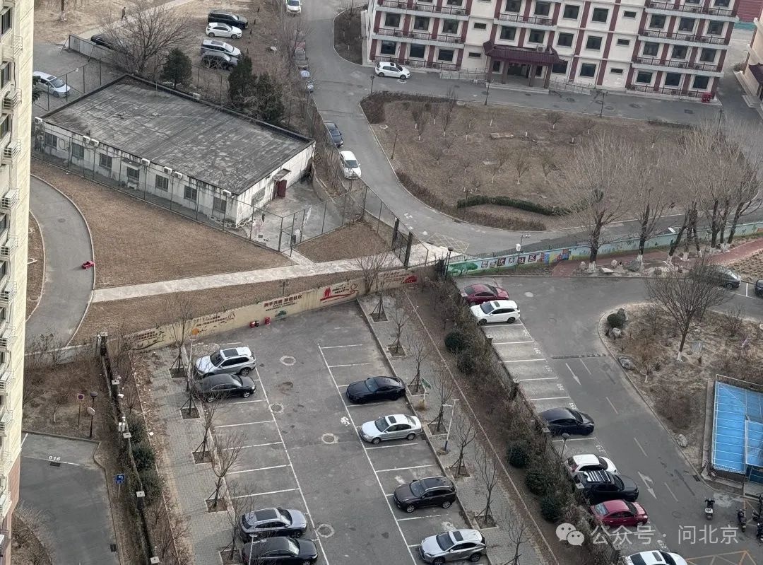入住多年，出行为何依然困难？汇景苑小区居民的心声，你听到了吗？  第4张