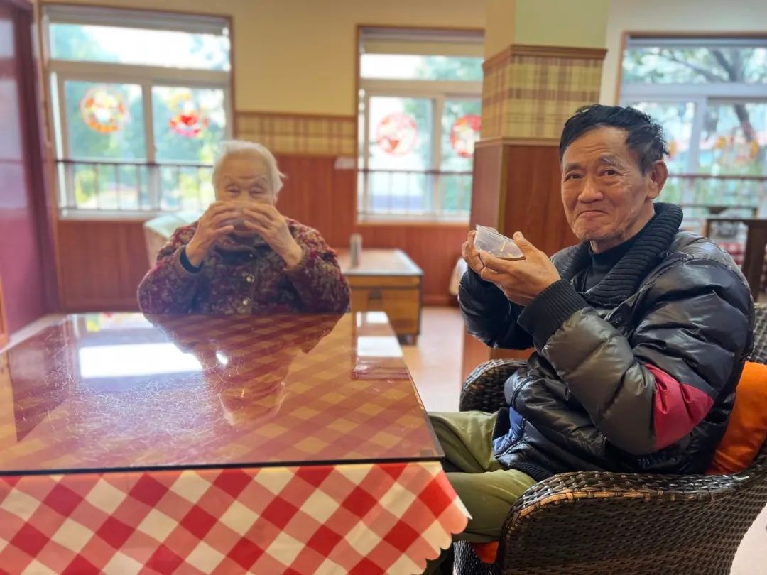 寒潮来袭，上海养老院如何让老人温暖过冬？揭秘防寒保暖的暖心三步走  第2张