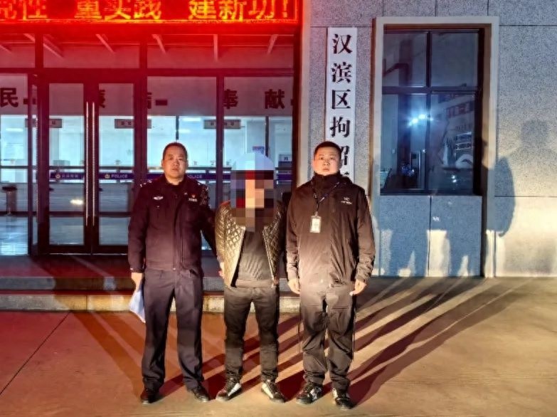 村民不满政策竟砸毁高铁施工机械！背后真相令人  第1张