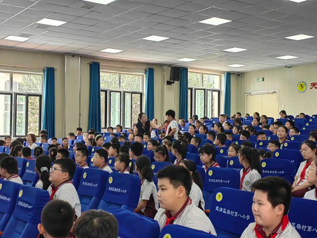 姜莉莎：她是如何成为武清区少工委委员的？她的普法之路有何独特之处？  第6张