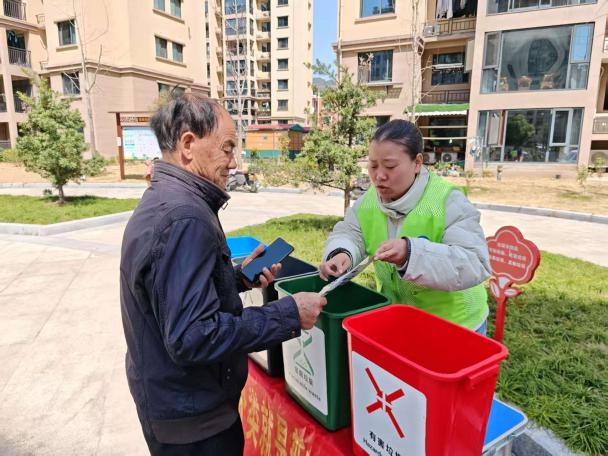 垃圾分类宣传入户！志愿者都做了啥?  第7张
