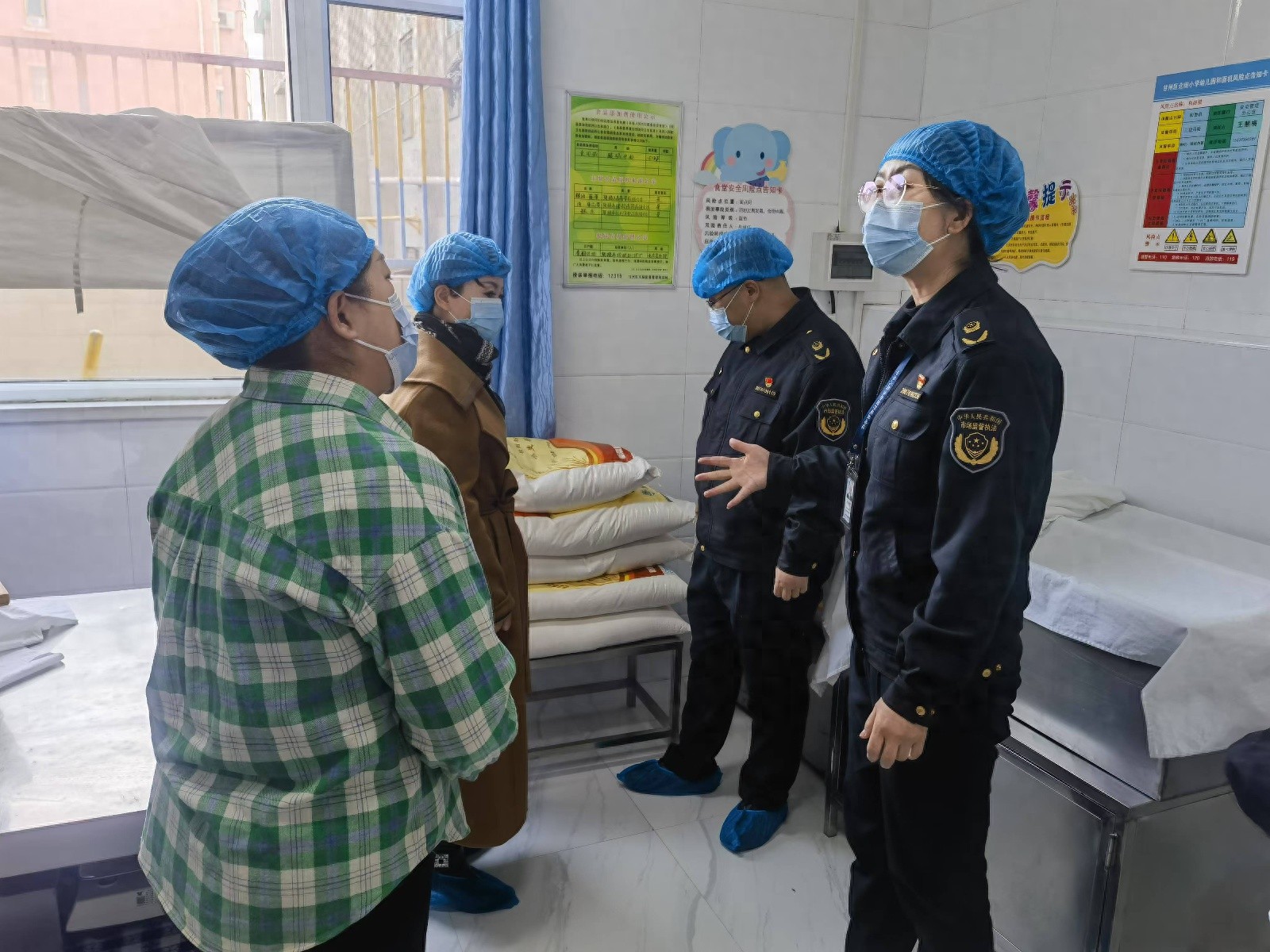 甘州区北街市场监管所春雷行动成效显著！校园食品安全和电梯安全如何保障？