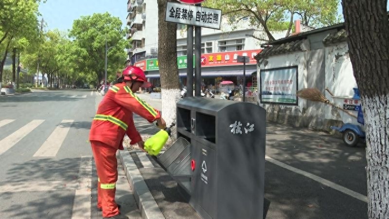 枝江气温春如夏，环卫系统如何应对？枝江城管有妙招