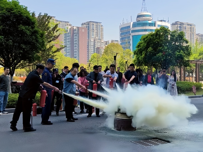 枝江26家医疗机构50人培训消防技能!你医院呢?  第2张