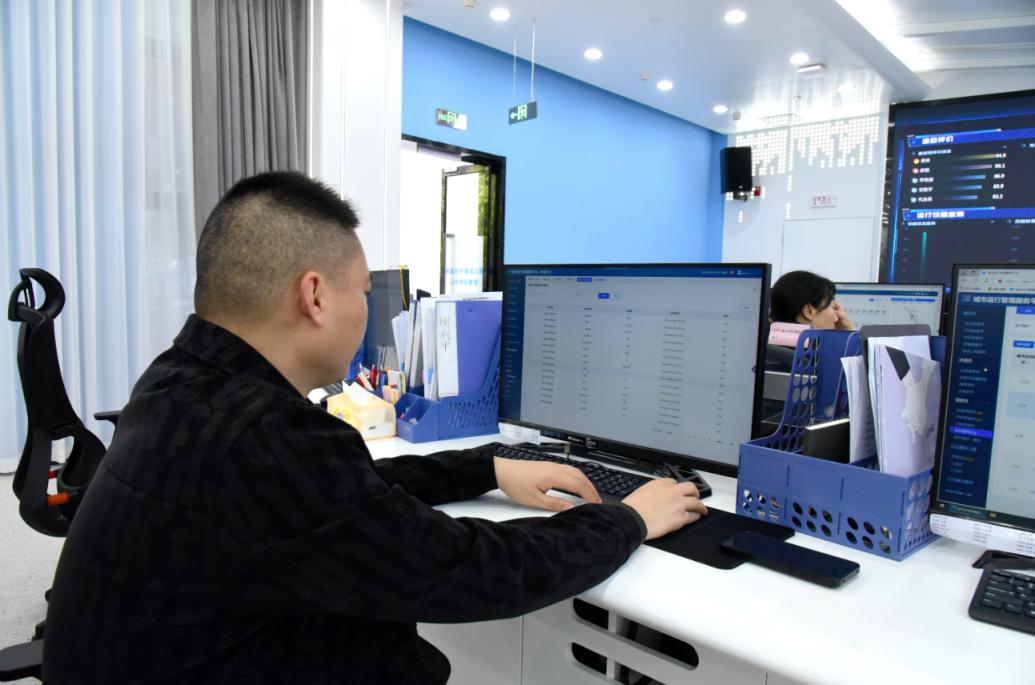 号外！区城市管理局新同事竟是它？快来看看它怎么工作的  第5张