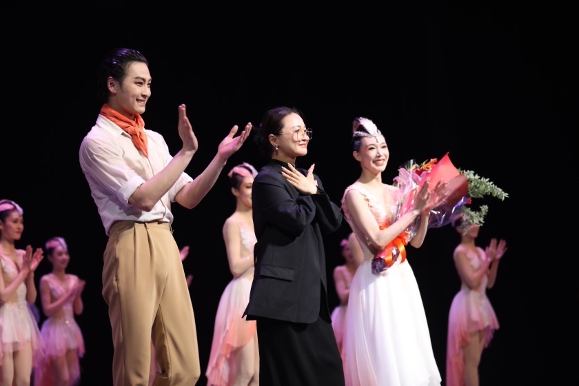 上海歌舞团〈朱鹮〉舞剧巡演：66天30城55场演出，昨晚第400场你知道吗?  第2张