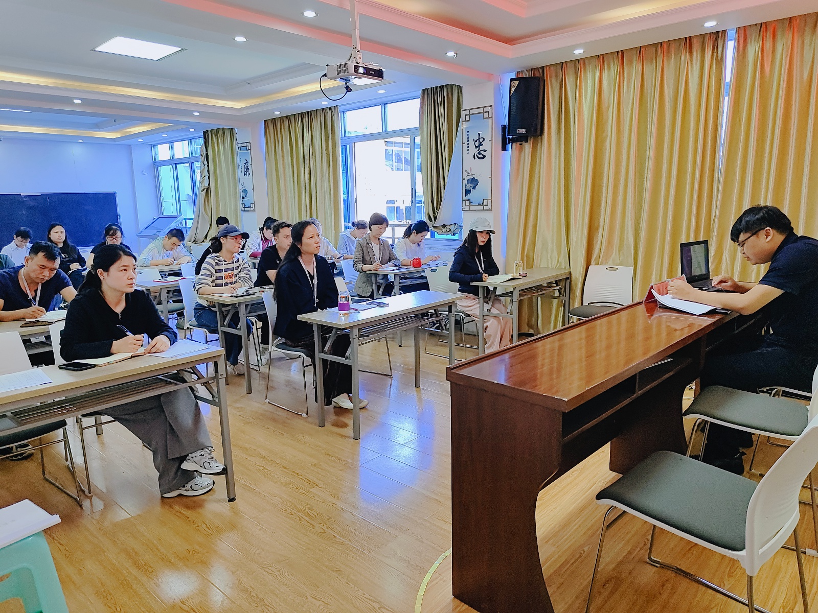 5月8日新太社区应急值班值守及信息报送业务培训！要点你知道吗？  第2张