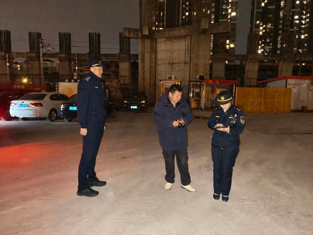 深夜工地噪声扰人？多部门联合检查能否还居民安宁