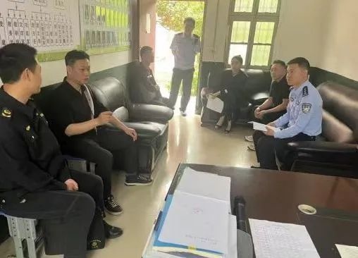 为护未成年人健康，通山公安零容忍查处向其售烟案！这是为何？  第2张