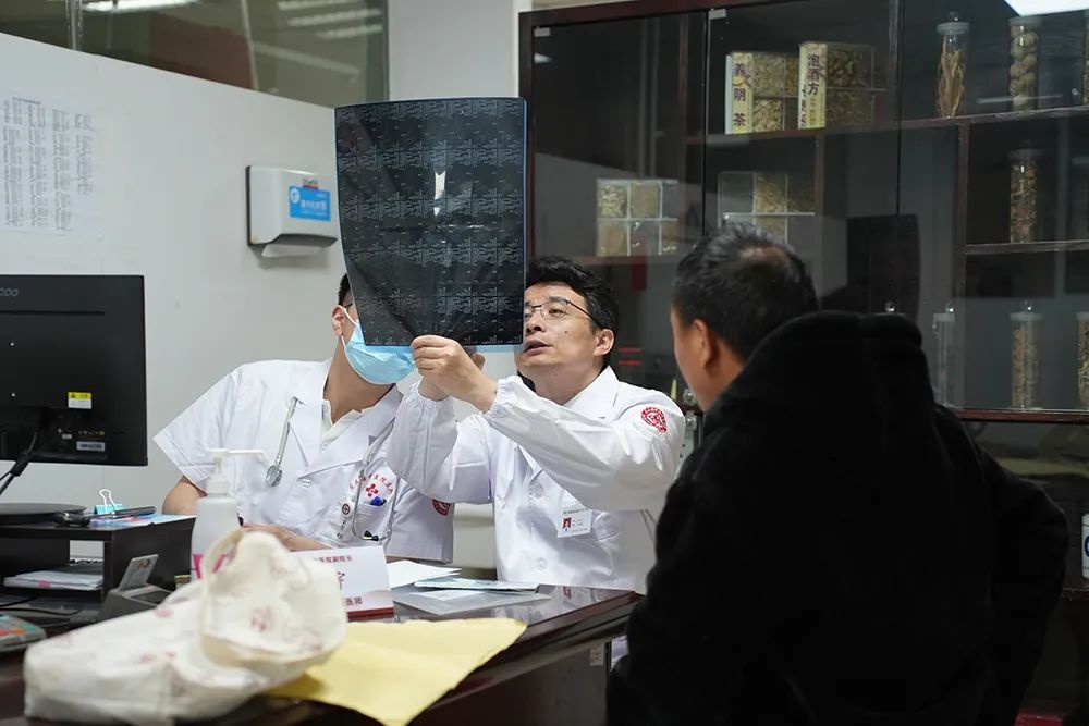 在家门口就能看专家？省政协六送下乡活动太方便啦  第4张