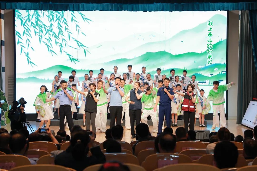 5·12防灾减灾宣传周启动！如何让孩子知危险会避险？  第3张