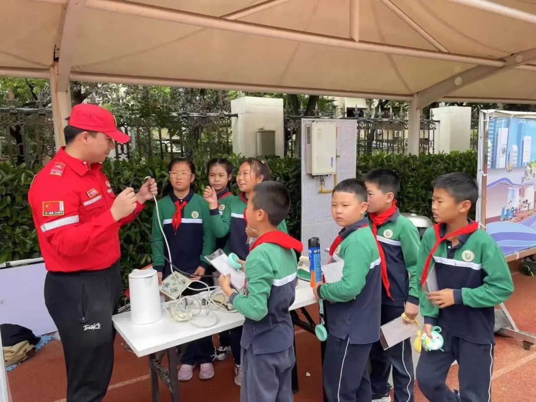 5·12防灾减灾宣传周启动！如何让孩子知危险会避险？  第5张