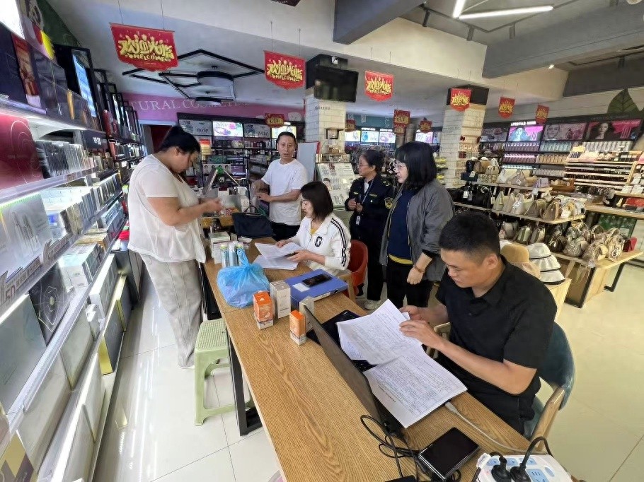 立夏后防晒化妆品热销，监管行动如何保障你的权益？