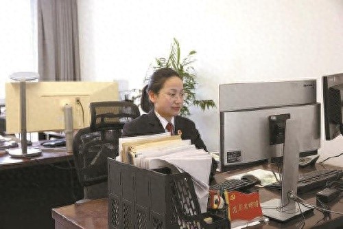 船员偷盗案件频发，管理漏洞何在？邱蓓蓓的实地调研揭示惊人真相  第1张