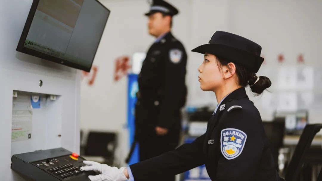 中国人民警察节揭秘：法院人的24小时警彩纷呈，你了解多少？  第7张