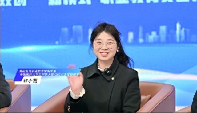 她如何在重重挑战中摘得金奖？揭秘许小燕的逆袭之路