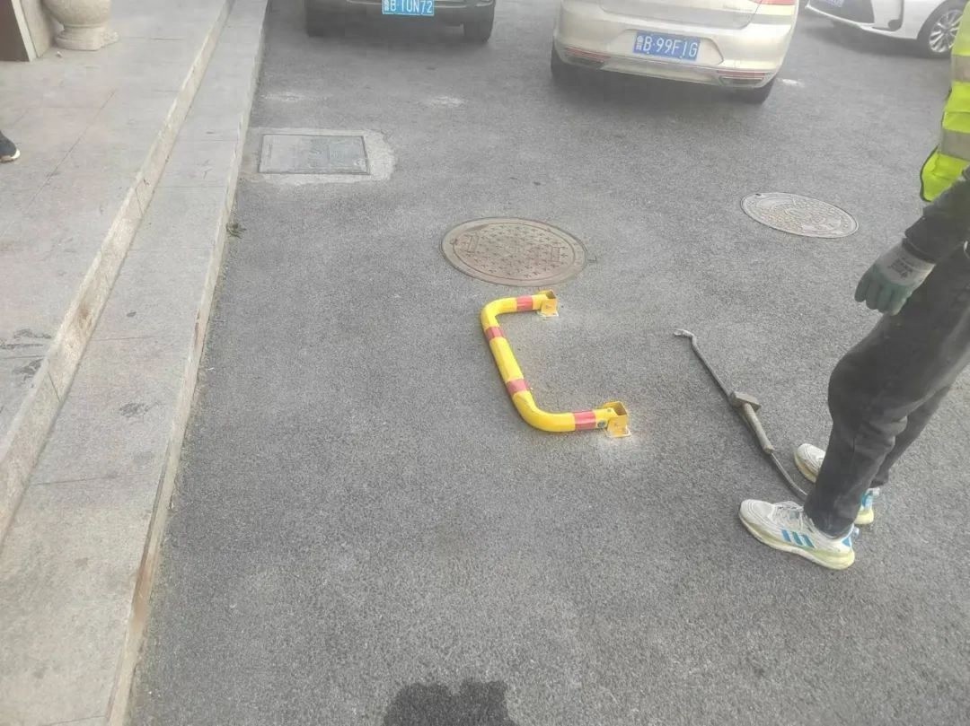 私设地锁占车位，青岛崂山执法中队如何重拳出击？  第1张