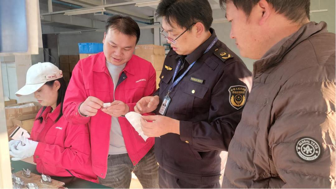 鹰潭市场监管局如何通过贴心服务助力企业高质量发展？揭秘背后的故事