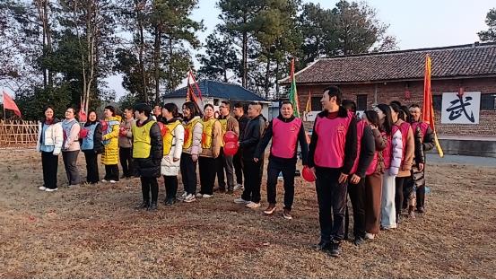 鹰潭市司法局团建活动：如何在红色文化中激发团队协作精神？  第4张