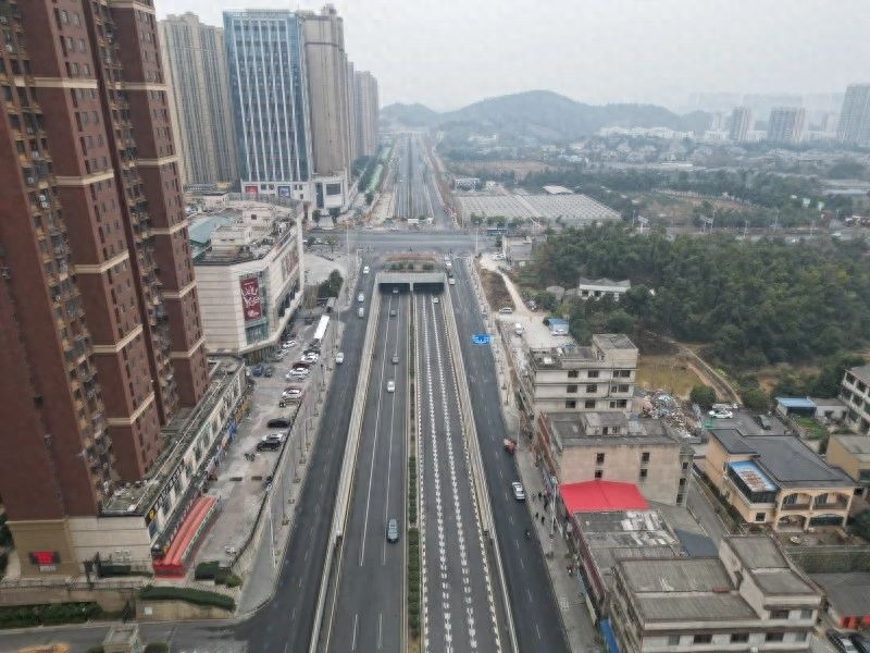 银星路通车了！2.4千米新路如何改变长沙交通格局？