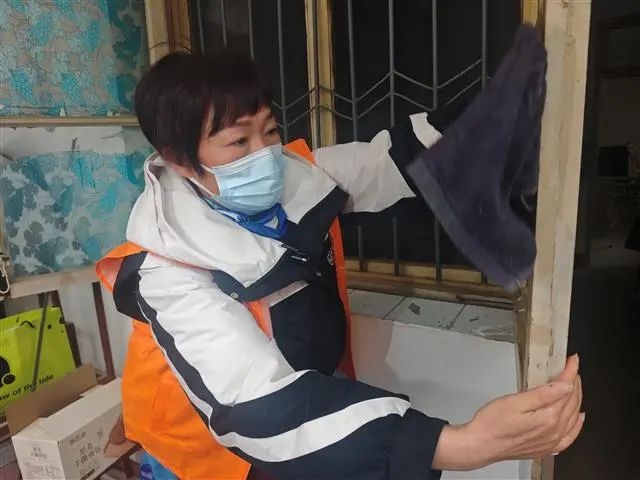 90名助老员暖心行动！你猜他们如何让独居老人度过洁净新春？  第5张