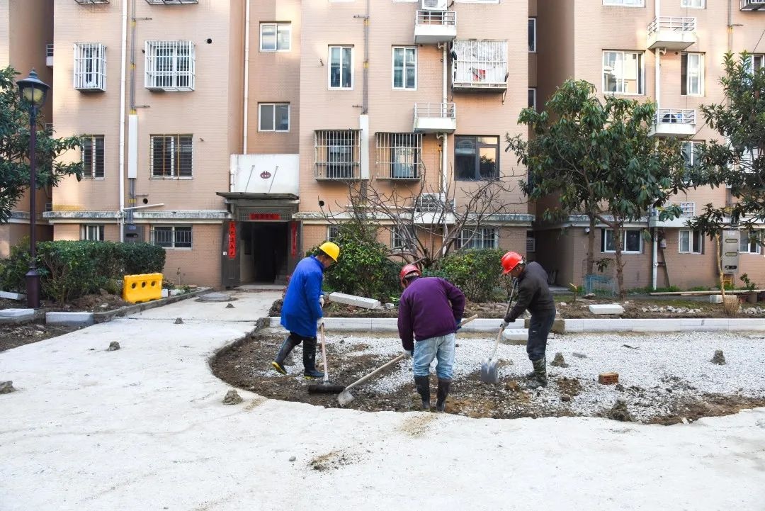 老旧小区停车难？鹏欣丽都西区如何破解居民停车困局  第2张