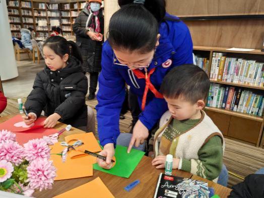 蒲公英绘本馆如何通过亲子活动传承中华传统家风？  第5张
