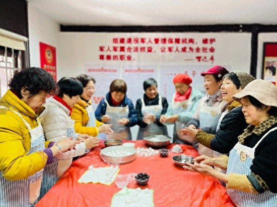 DeepSeek遇上元宵节，传统文化与现代科技如何碰撞出火花？
