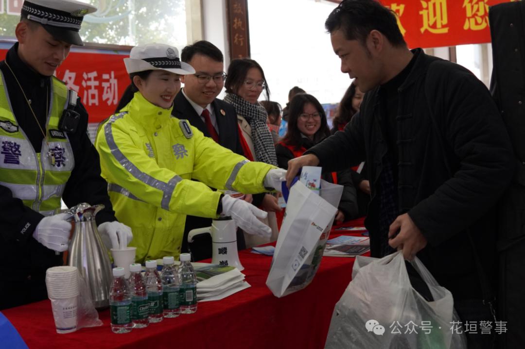 返程高峰来临，你做好安全准备了吗？花垣县暖心行动为你保驾护航  第4张