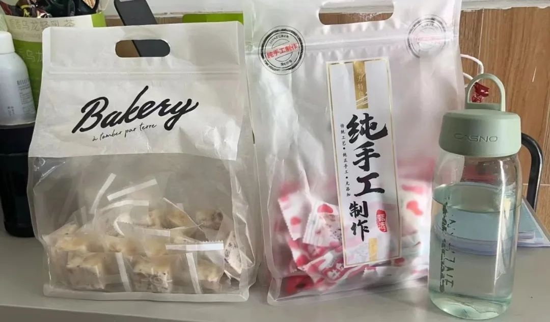 民警高效服务赢得民心，手工饼干背后藏着怎样的感人故事？  第2张