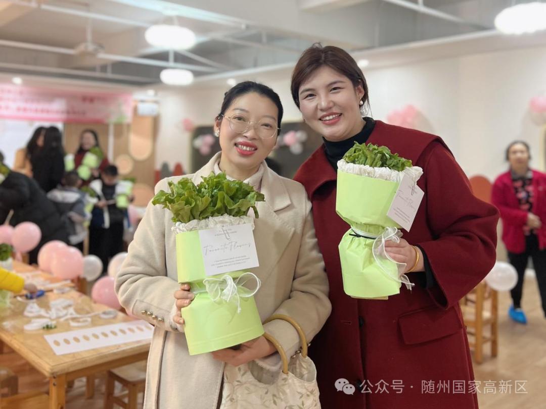三八妇女节，吴家老湾社区如何用生菜打造花漾年华？智慧绽放主题活动惊艳全场  第4张