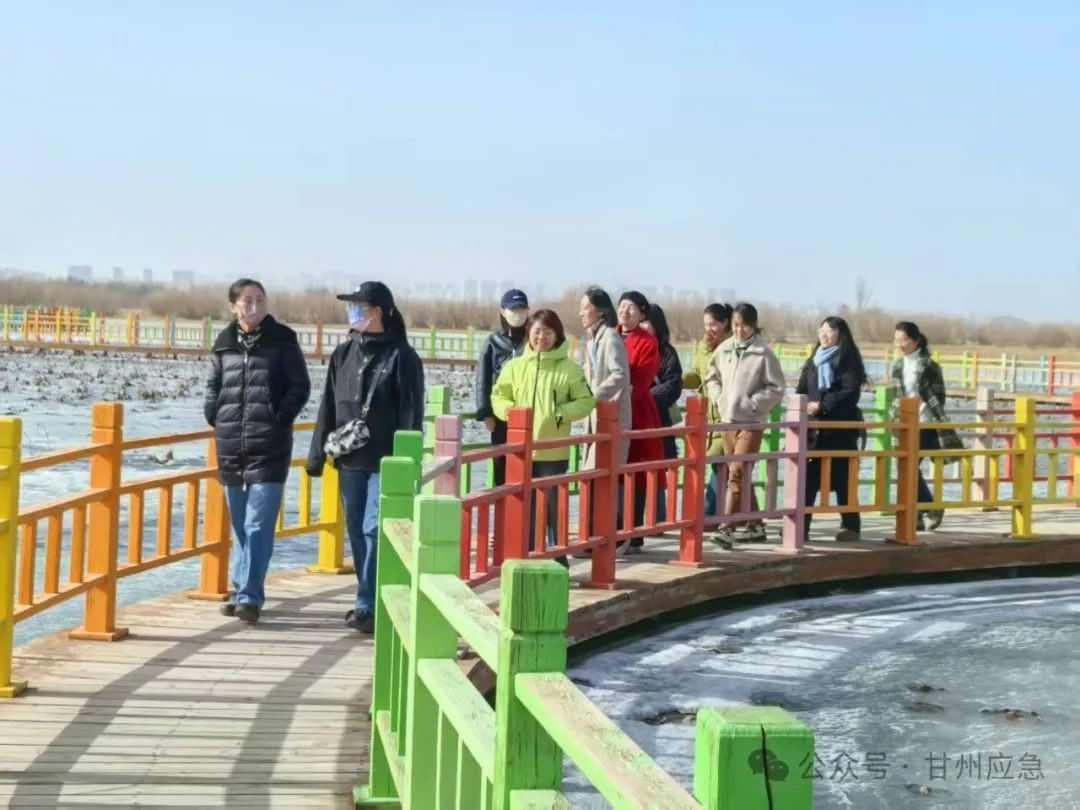 巾帼携手同行，共筑平安家园——她们如何在春日徒步中展现女性力量？  第2张