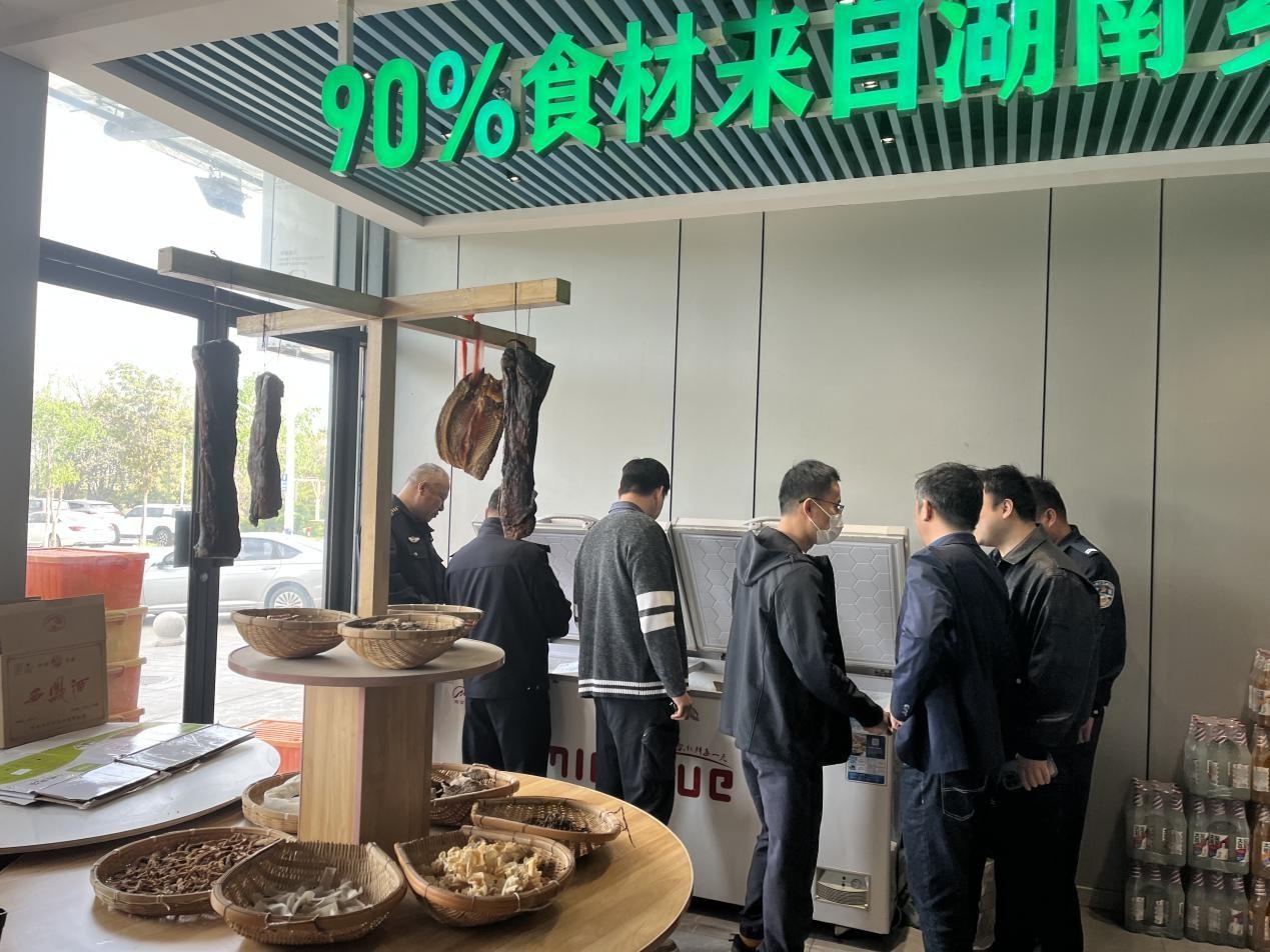 西安高新区清风行动2025出击! 26人突击检查多区域，你知道吗?
