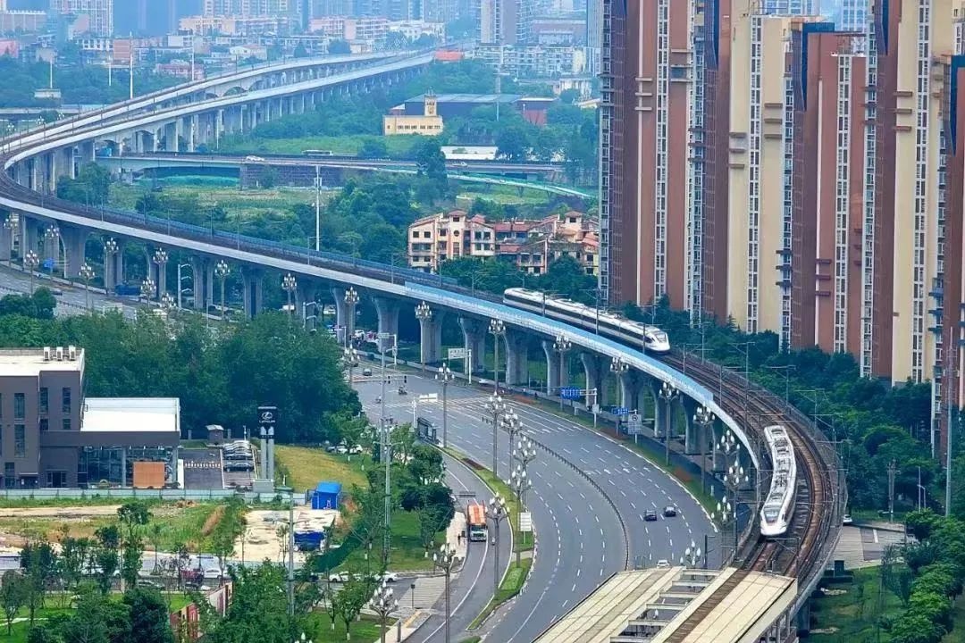 4月10日起铁路调图!成都东到重庆整点发车吗?  第3张