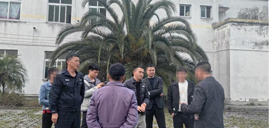 12万彩礼纠纷！女方意外身亡，法官如何巧妙化解这场农村婚约危机？