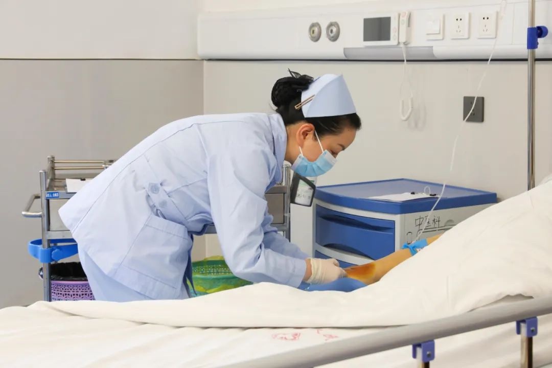 5·12 国际护士节前夕！松桃 2025 年护士岗位技能竞赛有多精彩？  第5张
