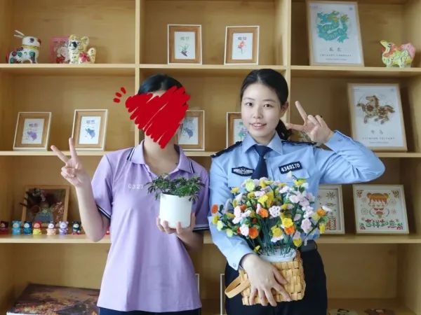 十七岁女孩深陷毒品泥潭！她还能回头吗？如何破茧重生？  第4张